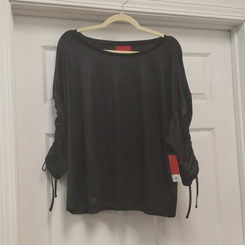 Jennifer Lopez sleeve wedge top NWT